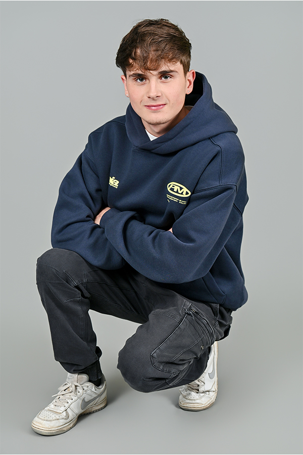 _0002_Liam Emslie DSC_5330